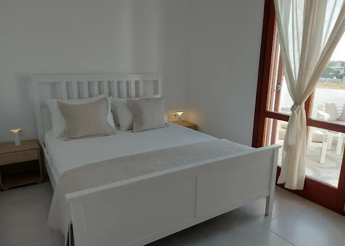 Sea Breeze Dom wakacyjny Monolitos