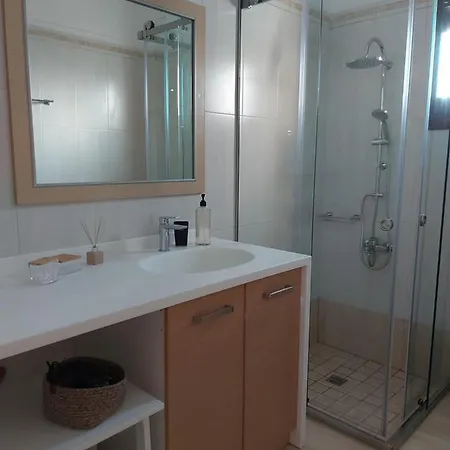 Sea Breeze Semesterbostad *