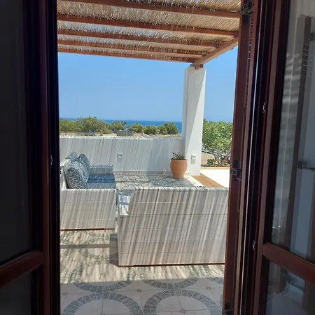 Sea Breeze * Monolithos (Santorini)
